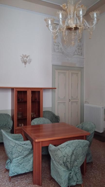 Appartamenti Paradiso Venesia Bagian luar foto